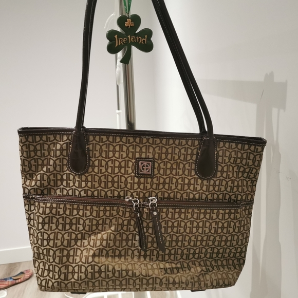 Giani Bernini handbag with many compartments - Picture 8 of 11